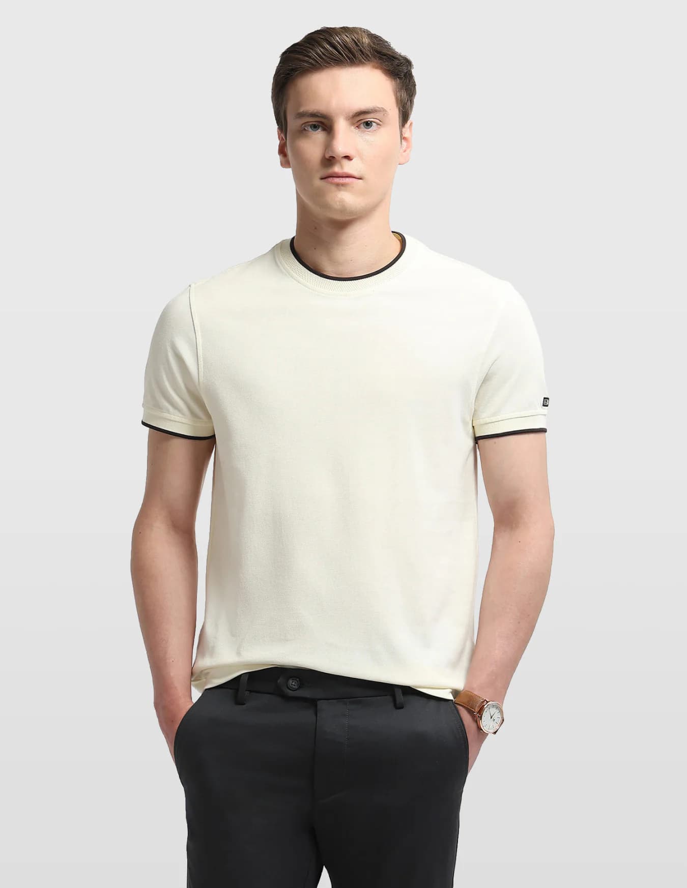 Men's Off White Casual Half Sleeves Regular Fit Tshirt