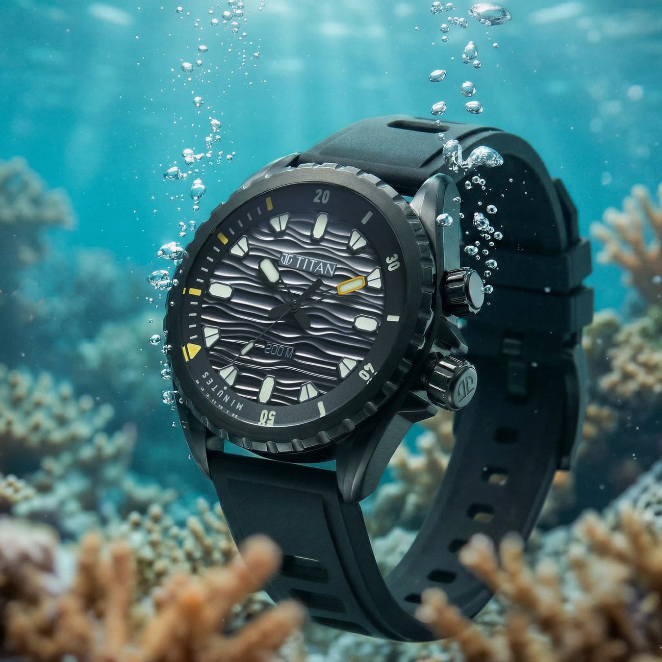 Men's Zero Hour Diver's 200m Analog with Black Dial Black FKM Strap Watch - 10068NP01