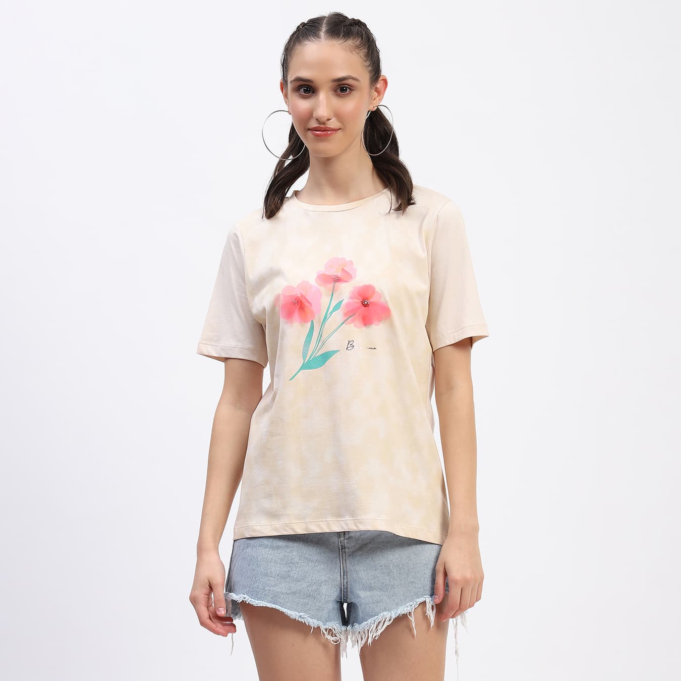 Women's Beige Casual Graphic Printed Round Neck Cotton Tshirt