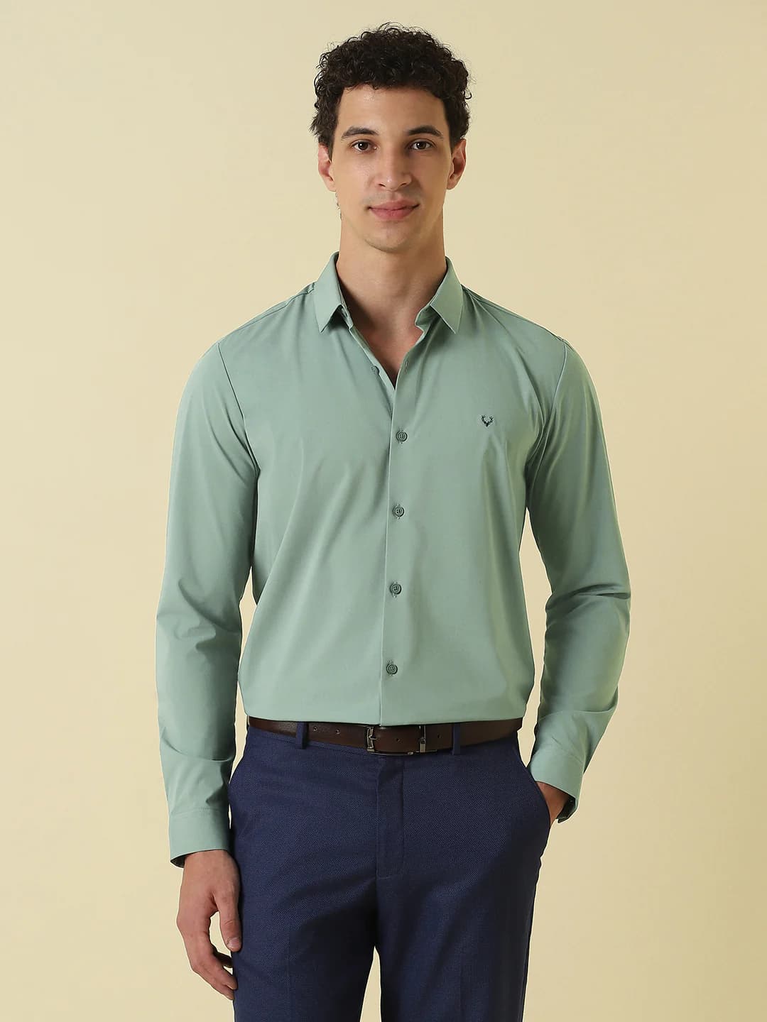 Men's Green Casual Solid Full Sleeves Shirt