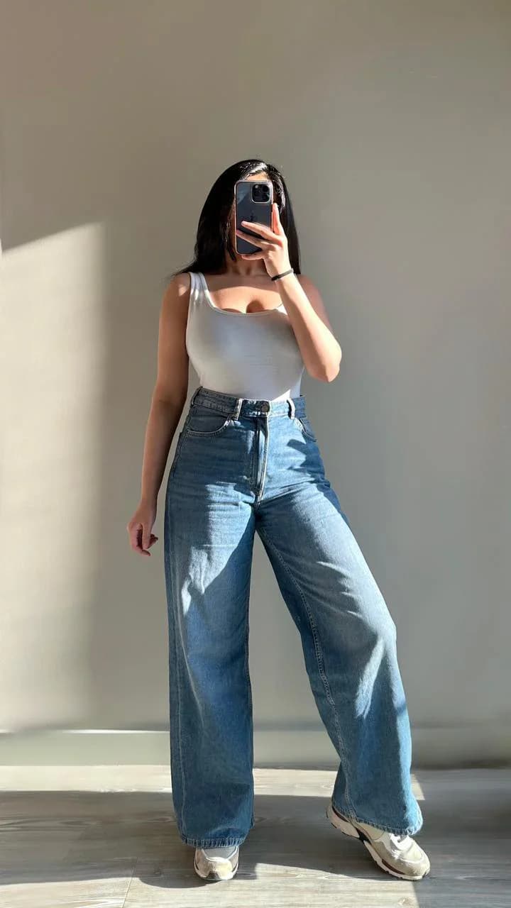 Women's Blue Solid Wide Leg Jeans