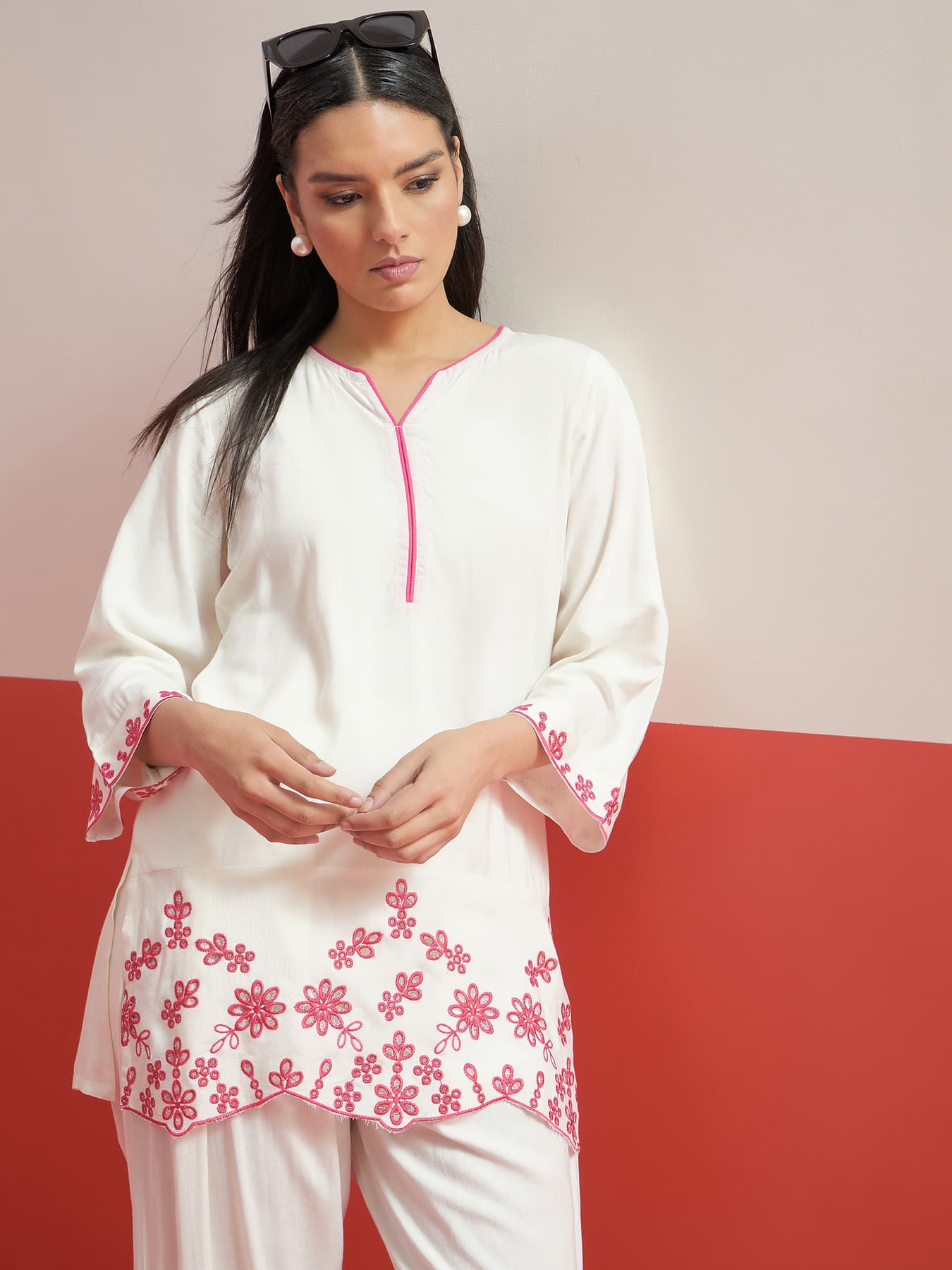 Women's White Festive Three Quarter Sleeves Kurta Set