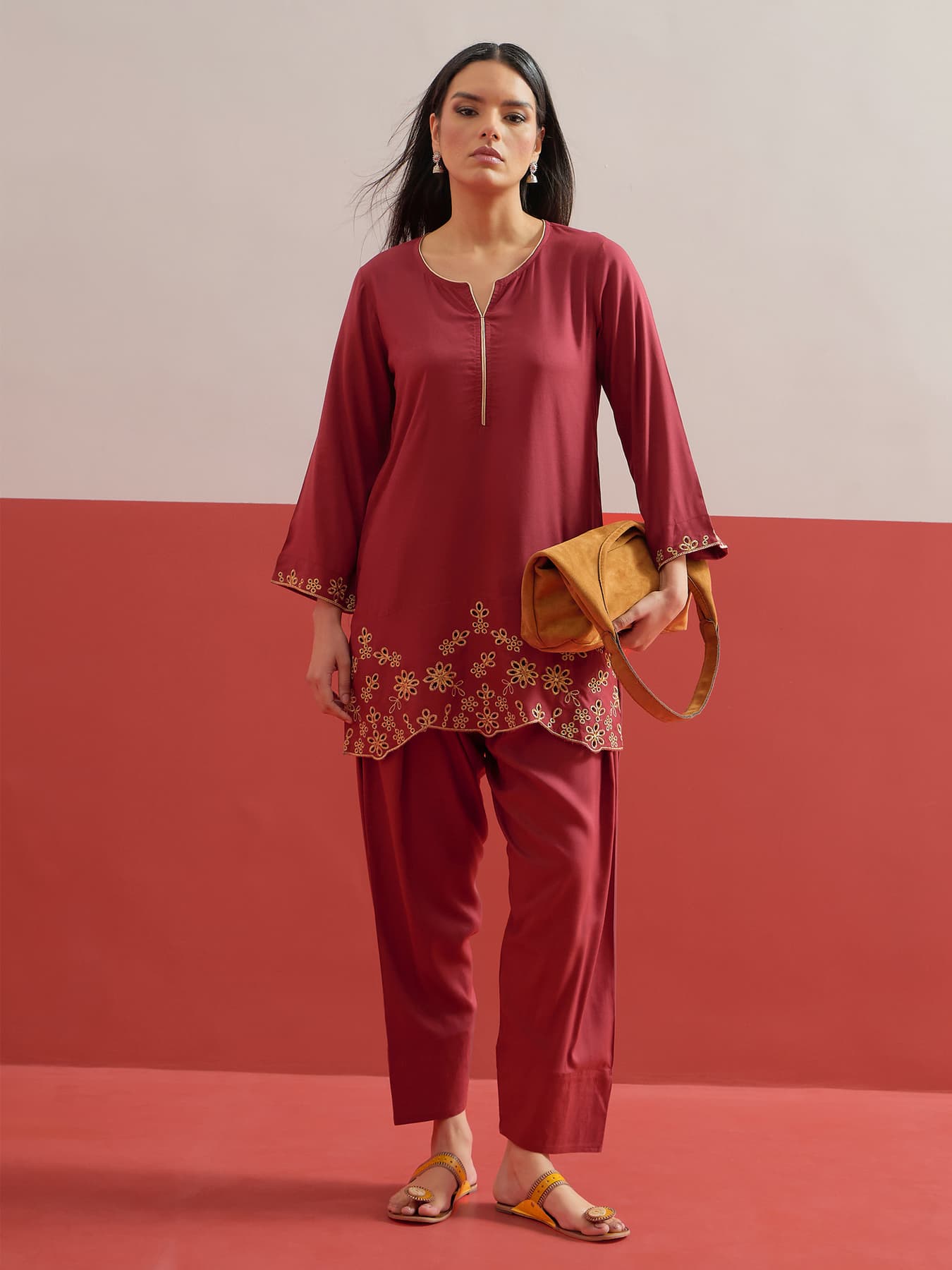 Women's Red Festive Three Quarter Sleeves Kurta Set