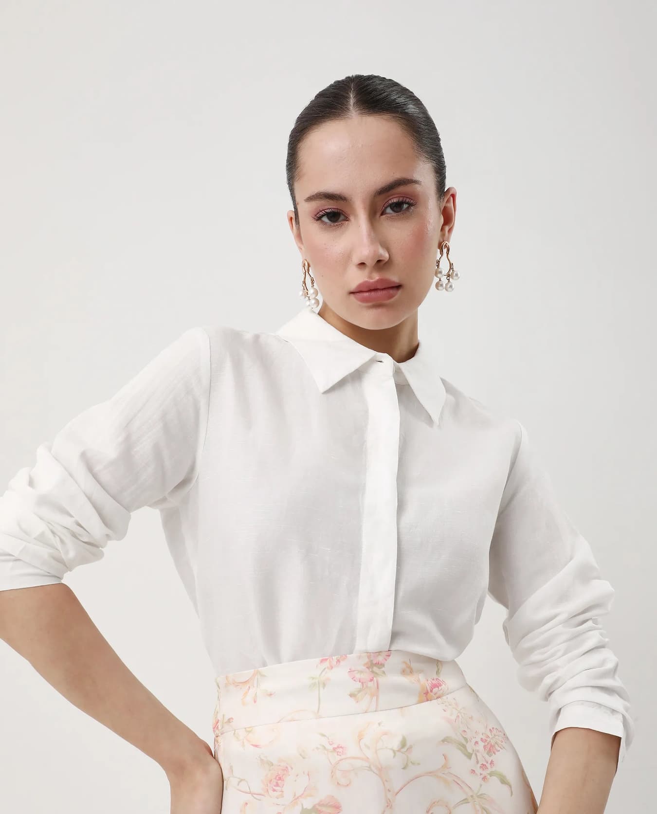 Women's White Casual Solid Regular Fit Shirt