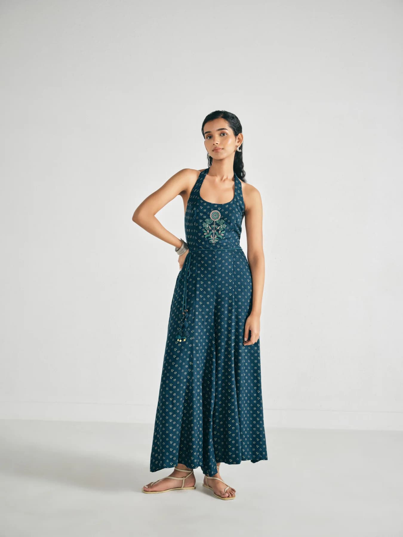 Women's Blue Casual Regular Fit Solid Sleeveless Jumpsuit