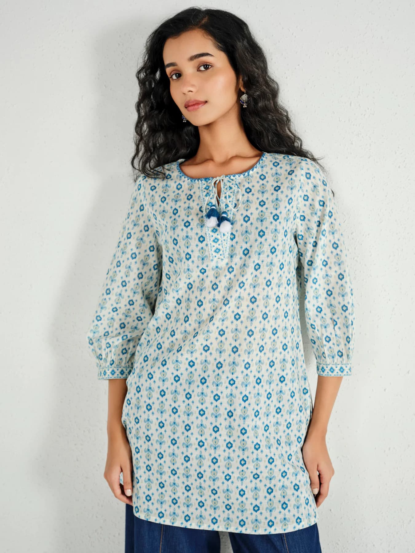 Women's White Casual Three Quarter Sleeves Tunic