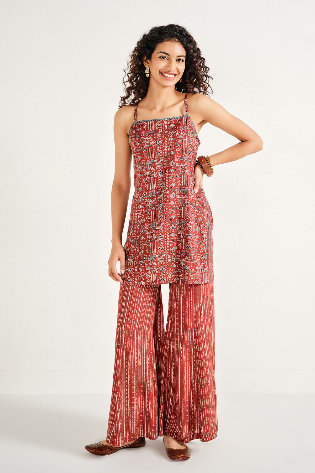 Women's Brown Casual Sleeveless Kurta Set