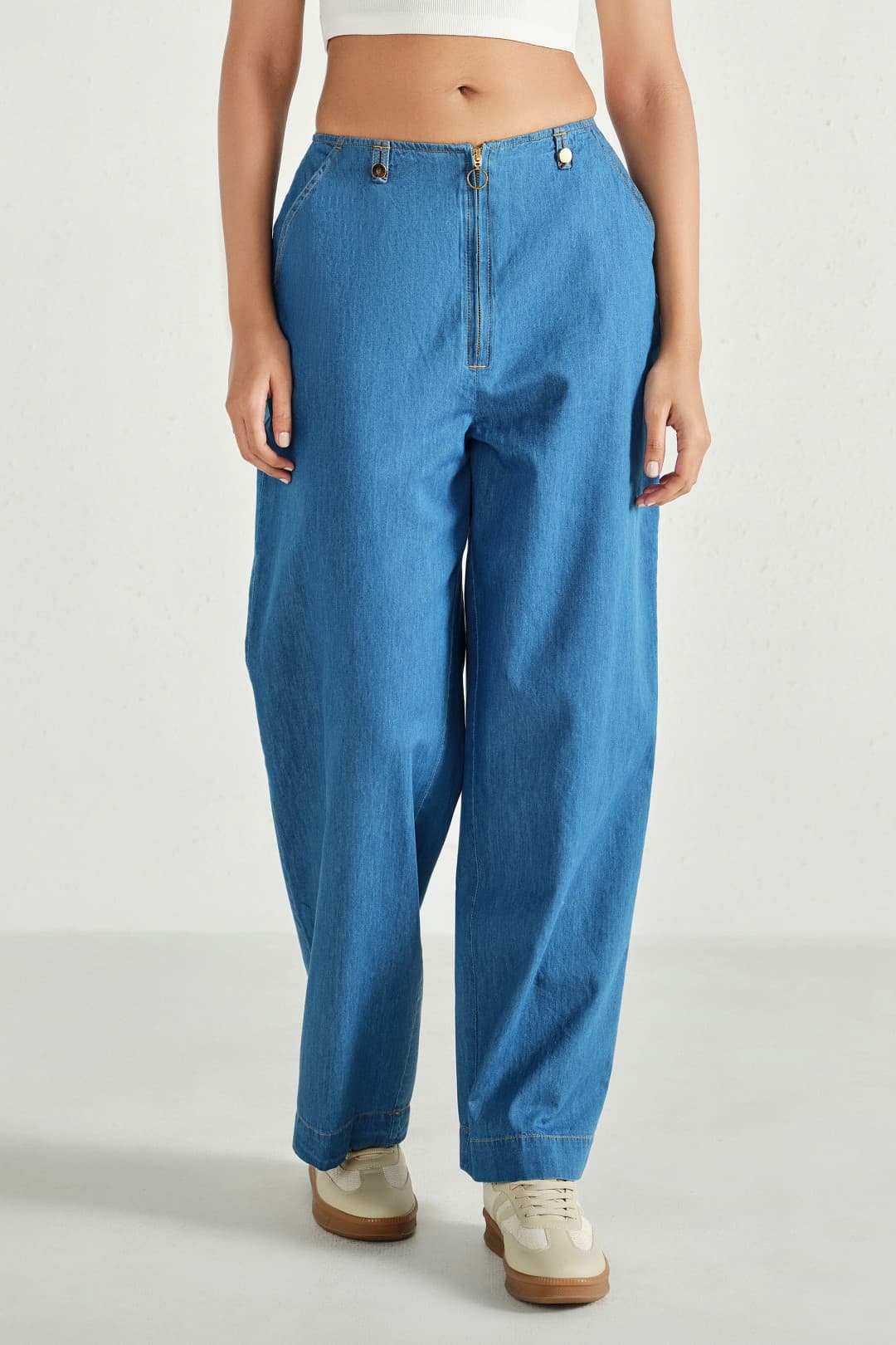 Women's Blue Casual Solid Straight Fit Trouser