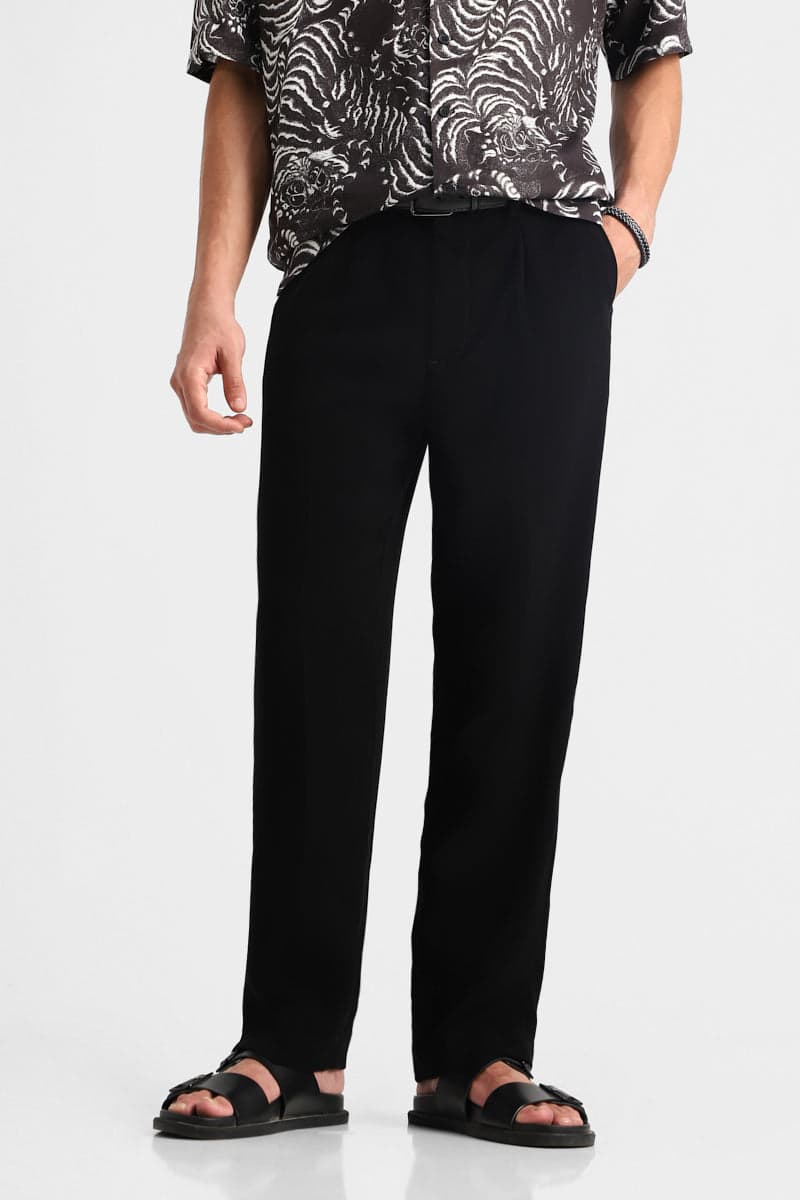 Men's Black Casual Mid Rise Baggy Fit Trouser