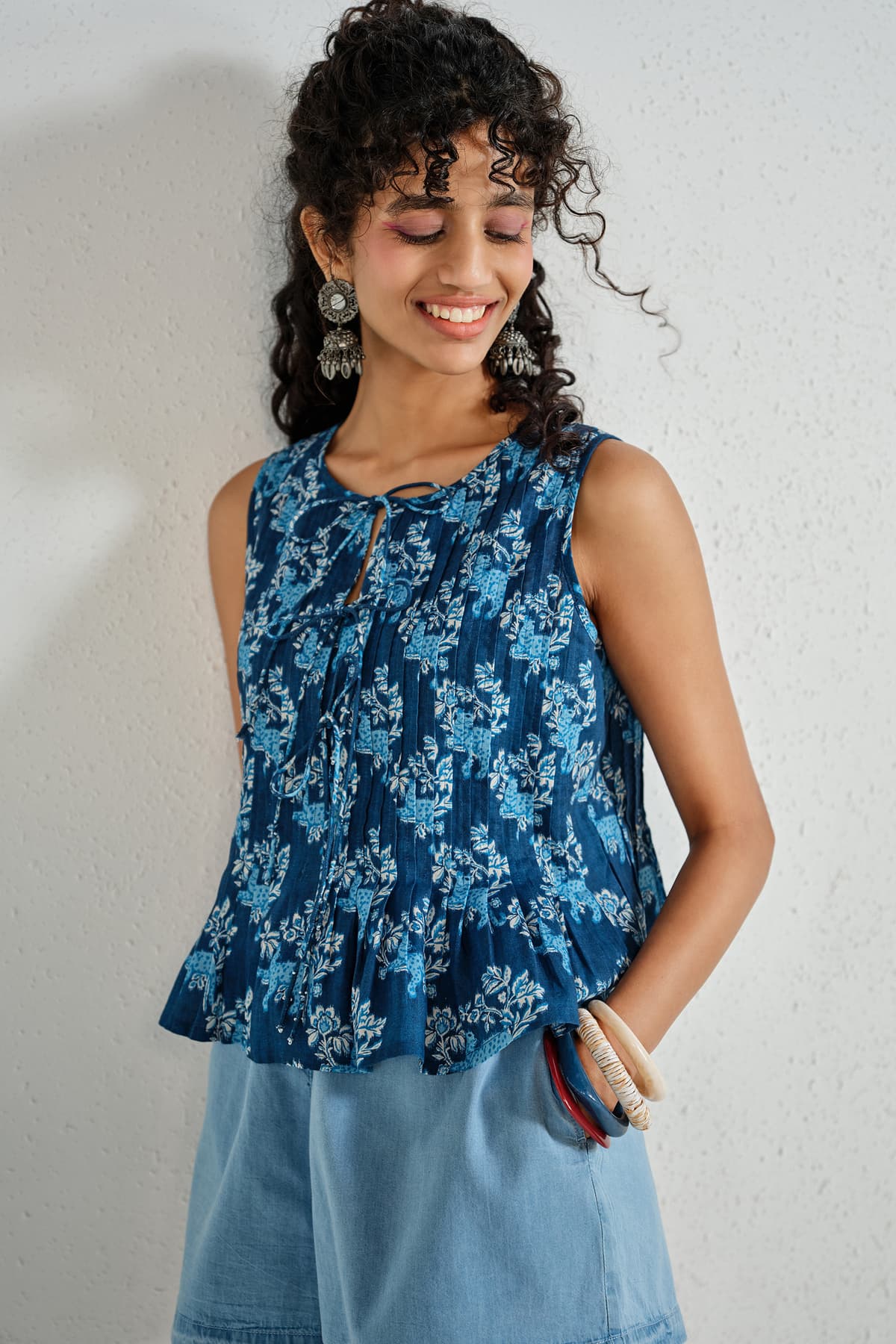 Women's Blue Casual Printed Tie-Up Neck Top