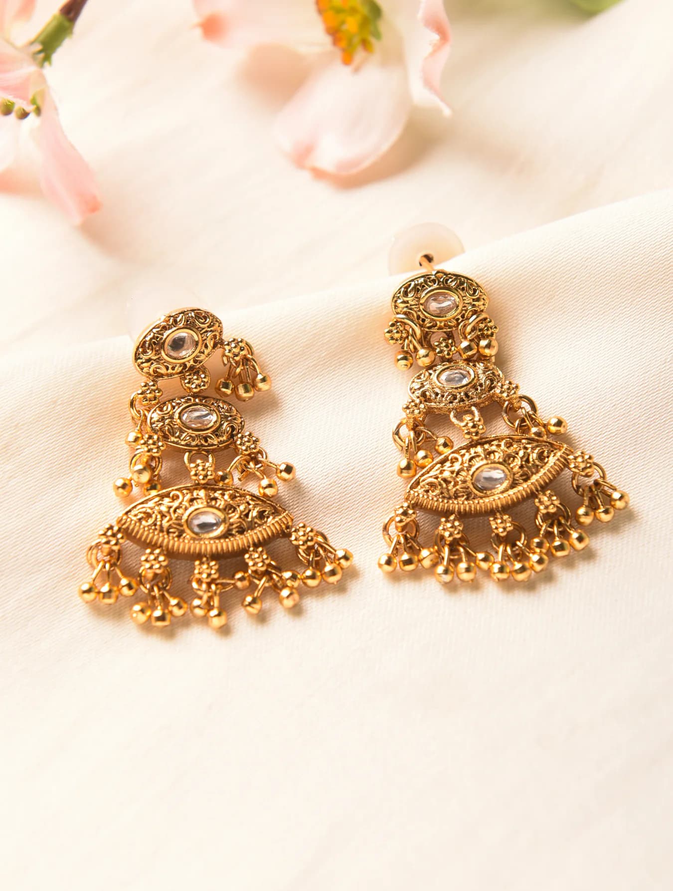 Women's Festive Wear Gold Plated Temple Brass Dangler Earring