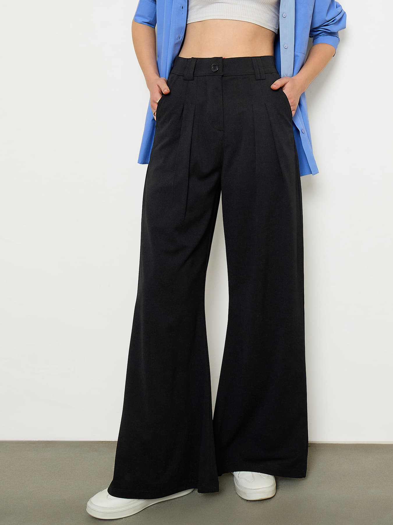 Women's Black Casual Solid Regular Fit Trouser
