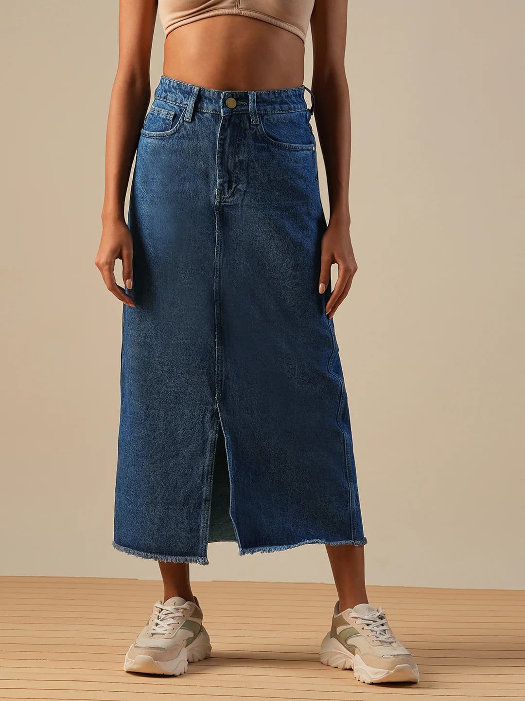 Women's Blue Casual Solid Regular Fit Mid Rise Skirt