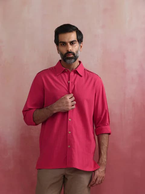 Men's Pink Rangrez Casual Solid Regular Fit Full Sleeves Cotton Shirt