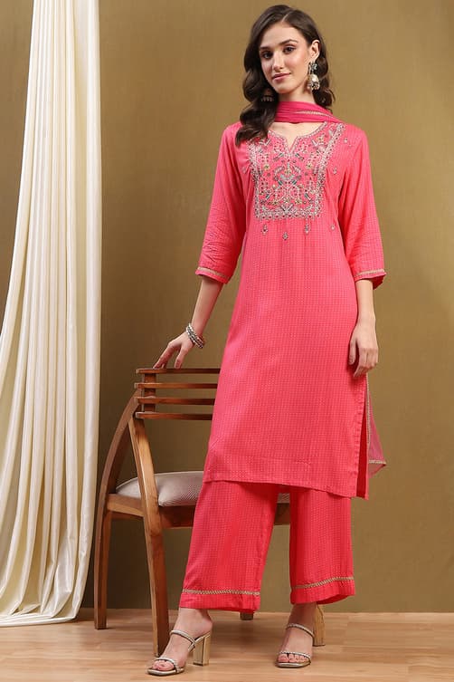 Women's Pink Printed Festive Straight Kurta Set