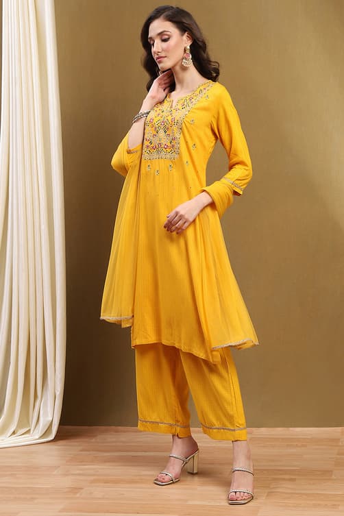 Women's Yellow Printed Festive Straight Kurta Set