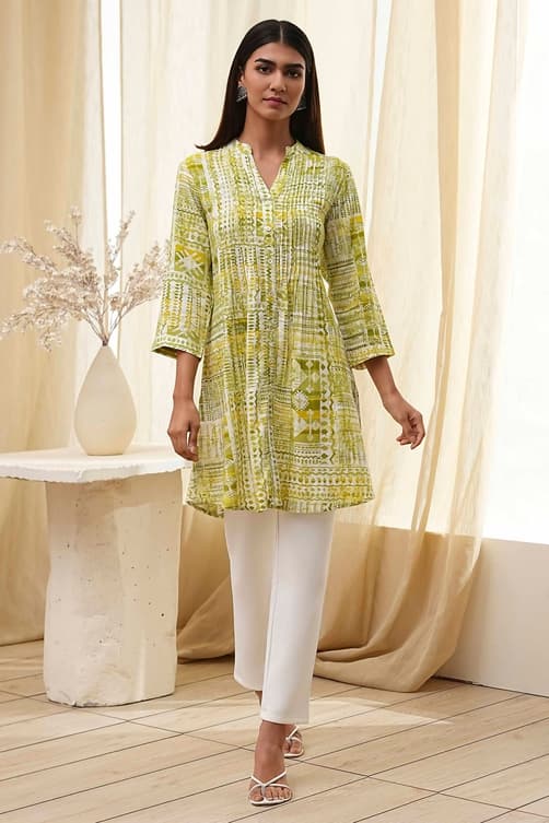 Women's Lime Green Printed Straight Short Kurtis