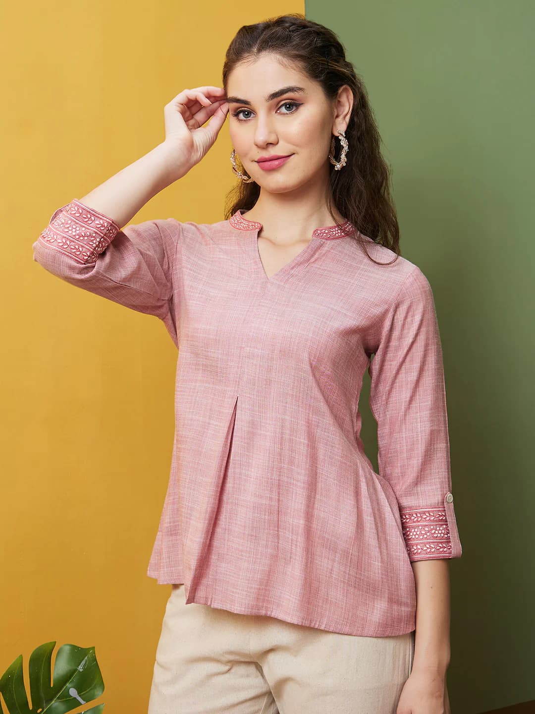 Women's Pink Casual Regular Fit Solid Three Quarter Sleeves Kurti
