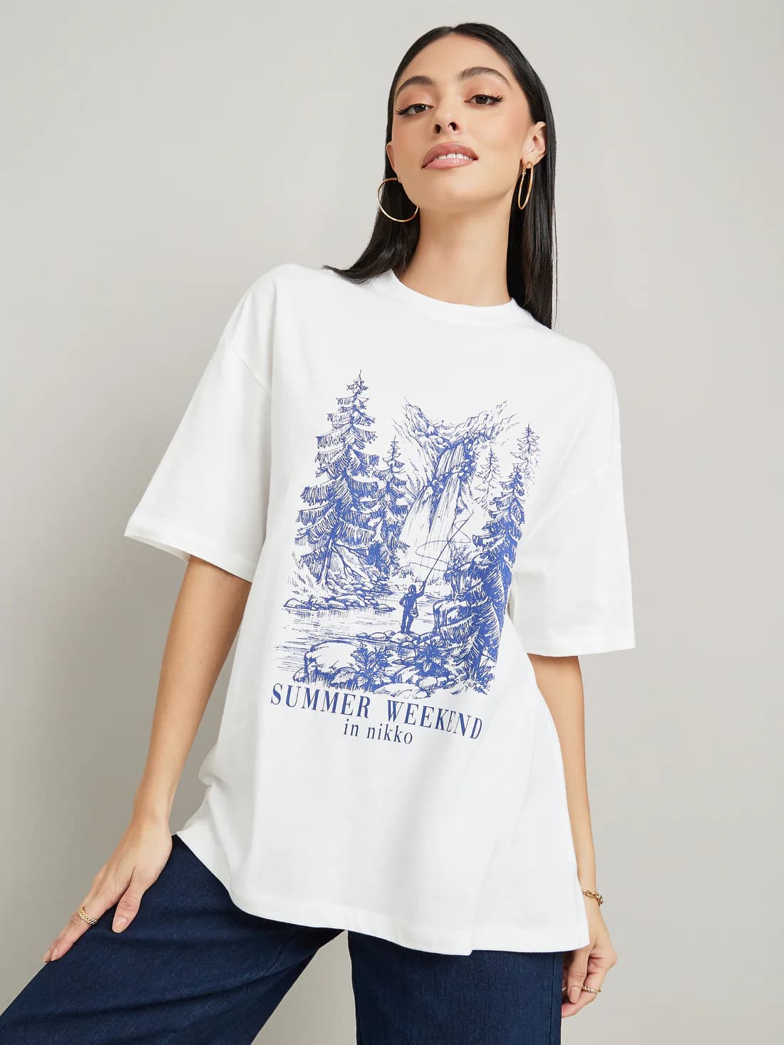 Women's White Casual Graphic Half Sleeves Round Neck Tshirt