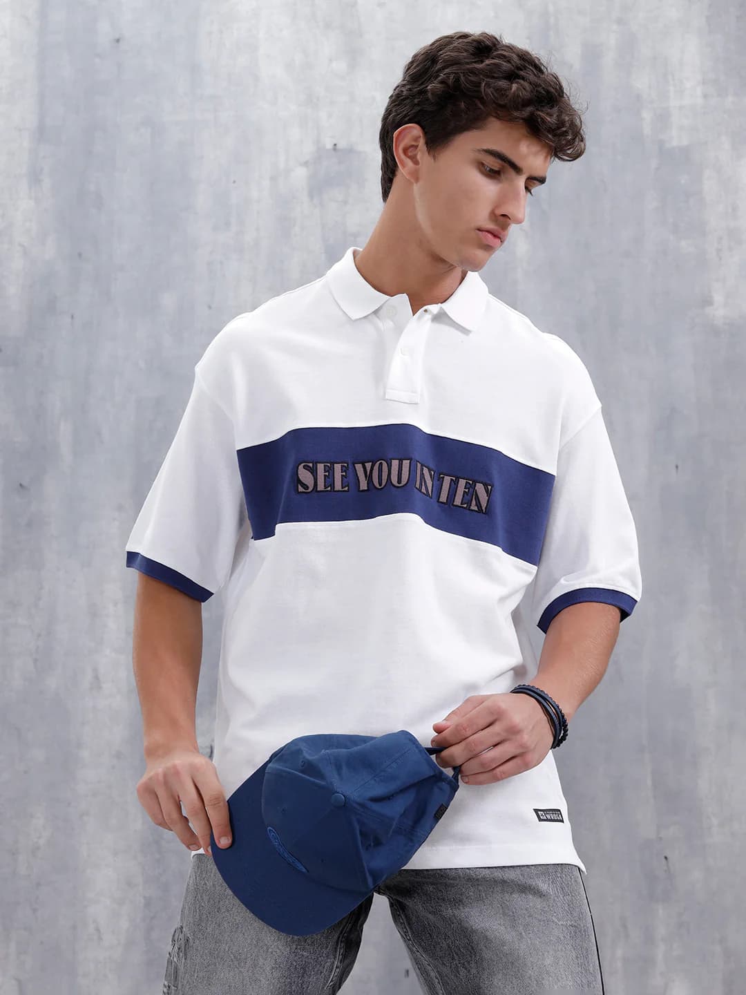 Men's White Casual Men Sporty Look Oversized Fit Tshirt