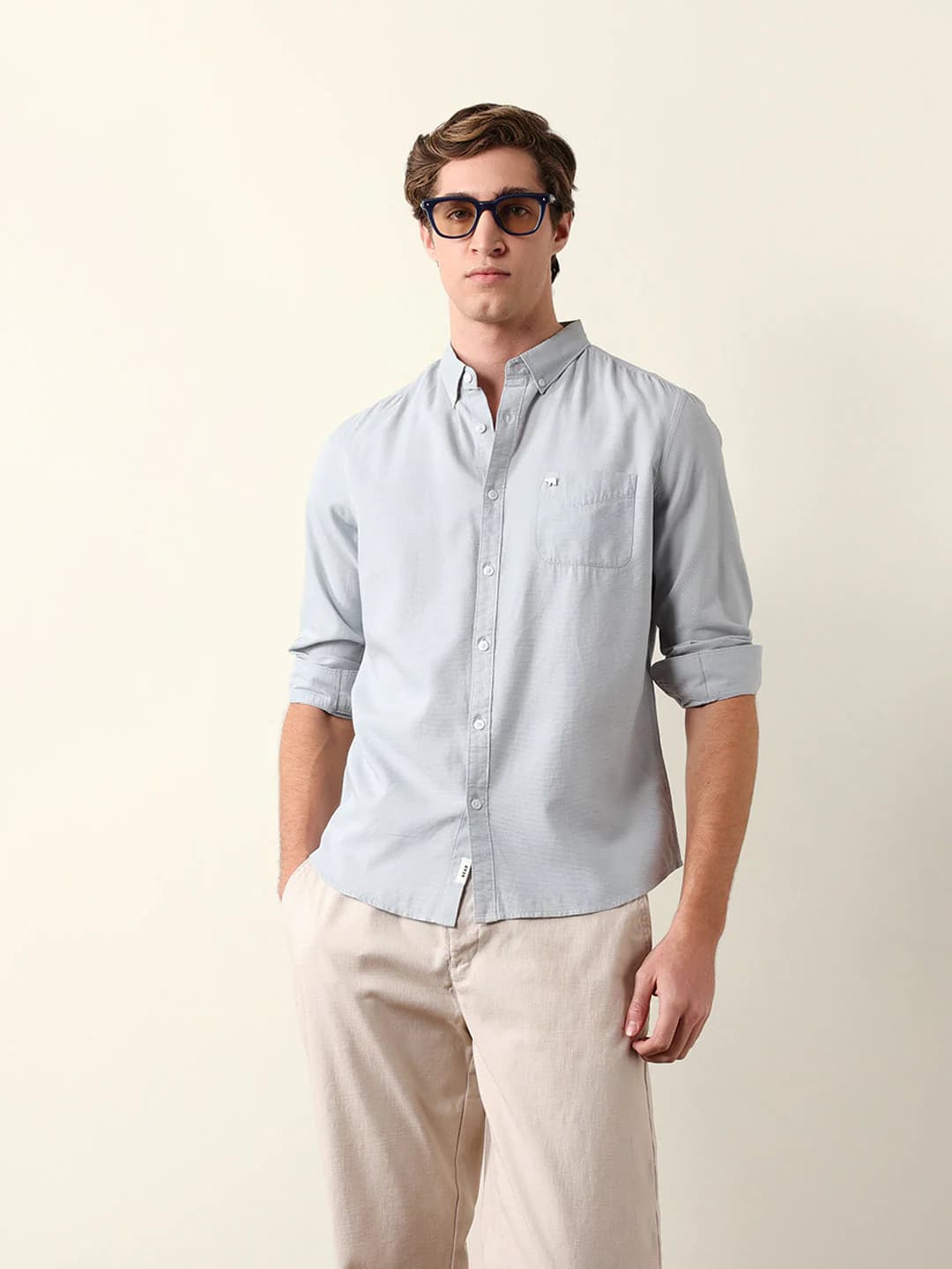 Men's Light Blue Woven Textured Solid Slim Fit Casual Shirt