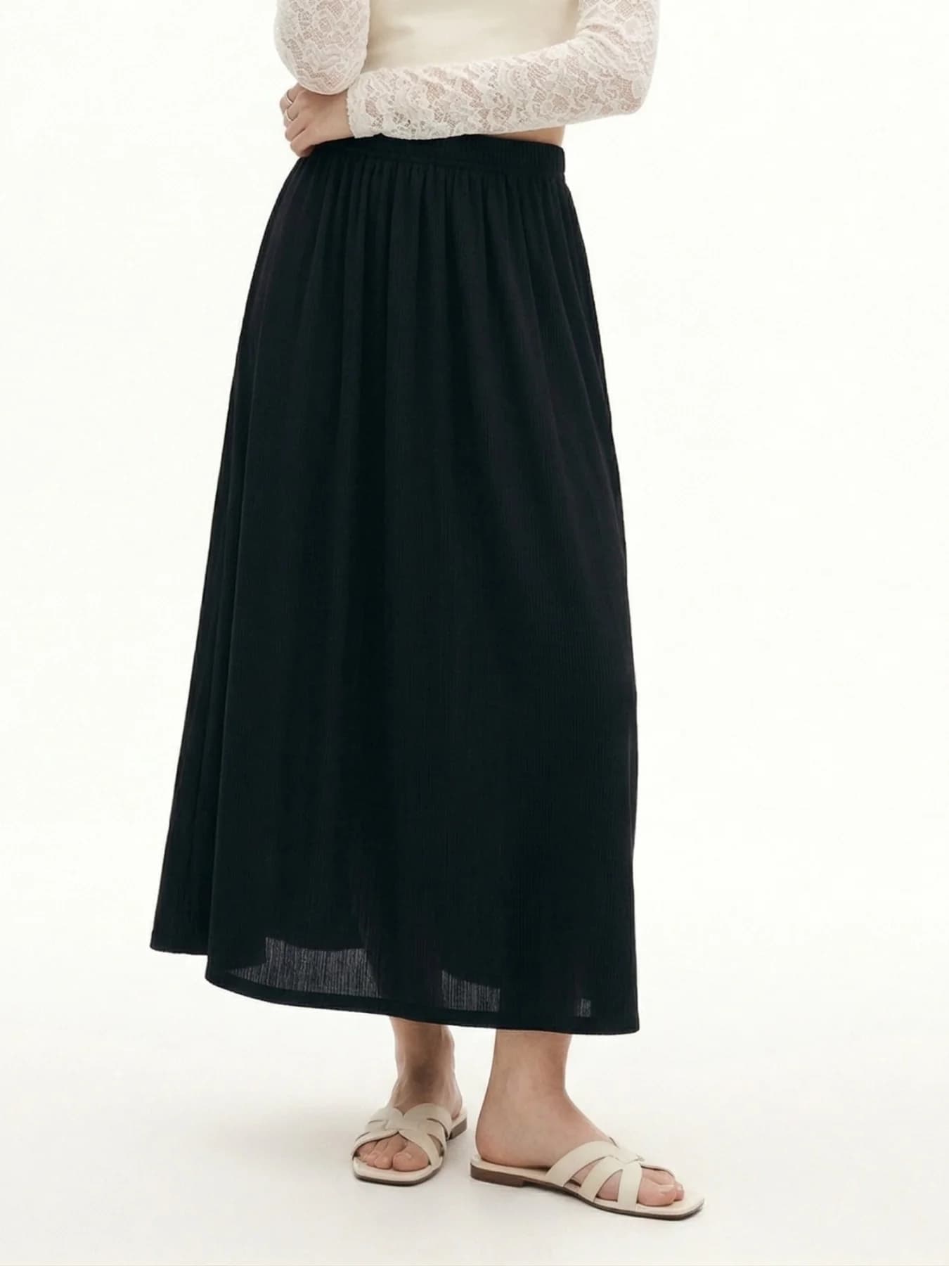 Women's Black Casual Plisse Midi Skirt