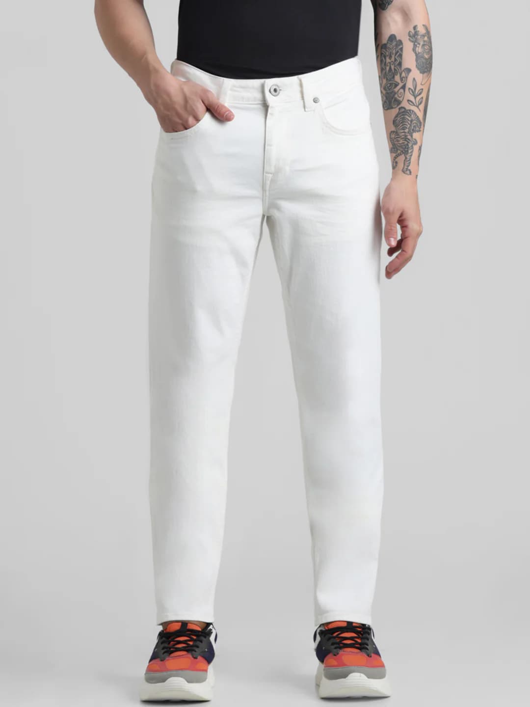 Men's White Casual Straight Fit Solid Low Rise Jeans