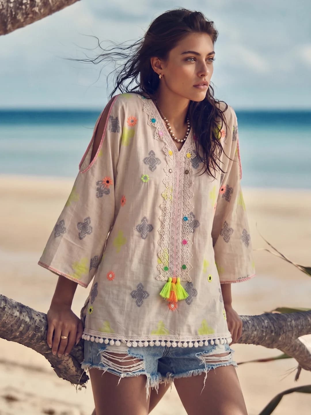 Women's Off White Casual Full Sleeves Printed Top