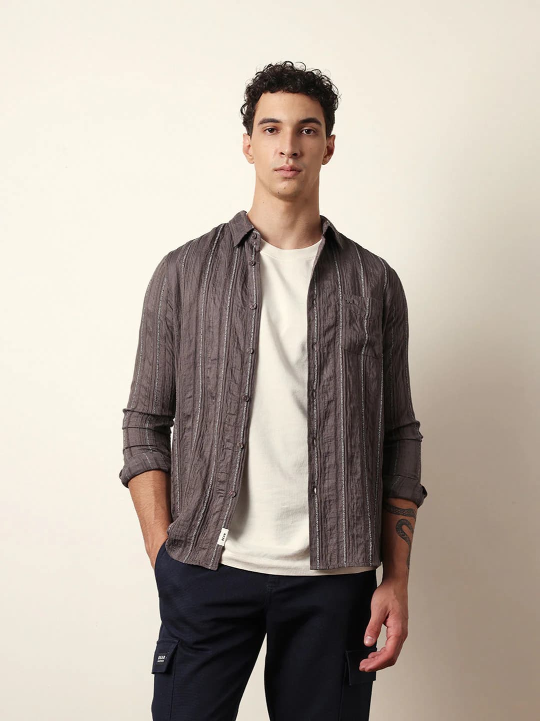 Men's Grey Vertical Seersucker Pinstripe Slim Fit Casual Shirt