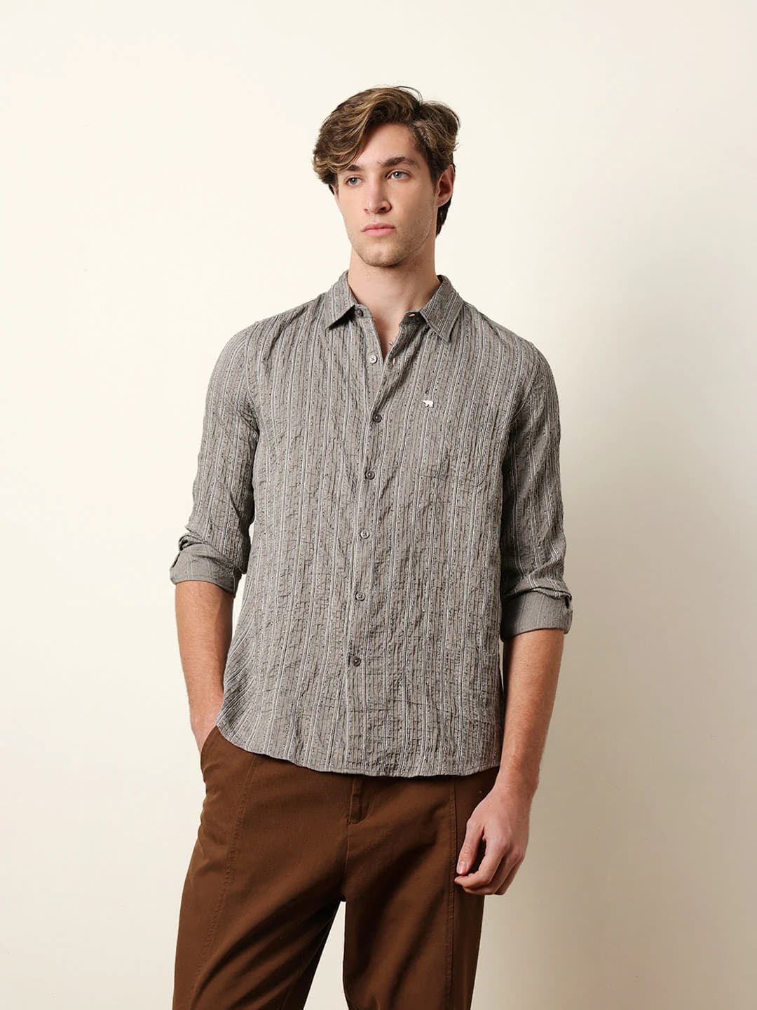 Men's Grey Vertical Seersucker Pinstripe Slim Fit Casual Shirt