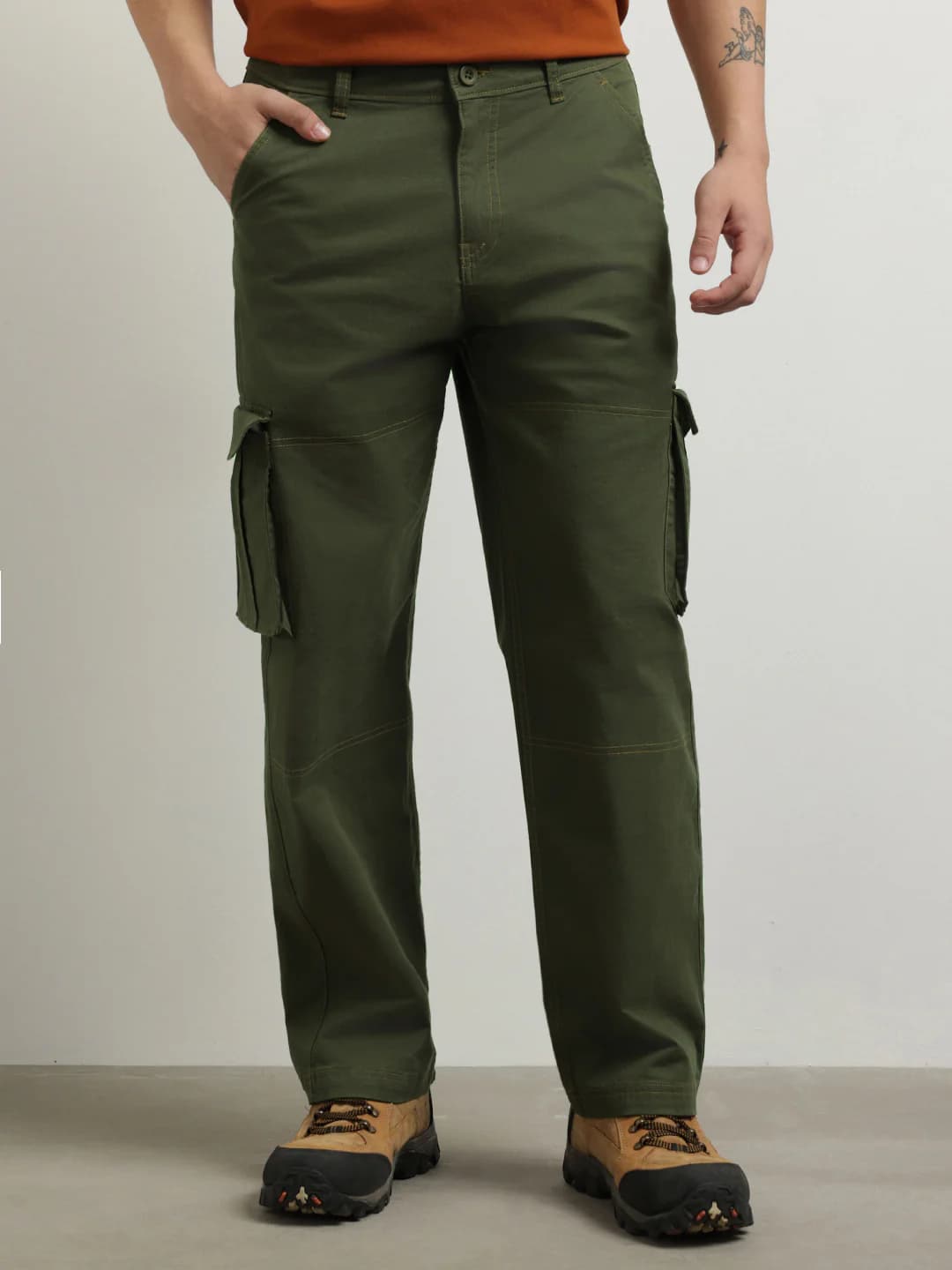 Men's Green Casual Straight Fit Mid Rise Cargos