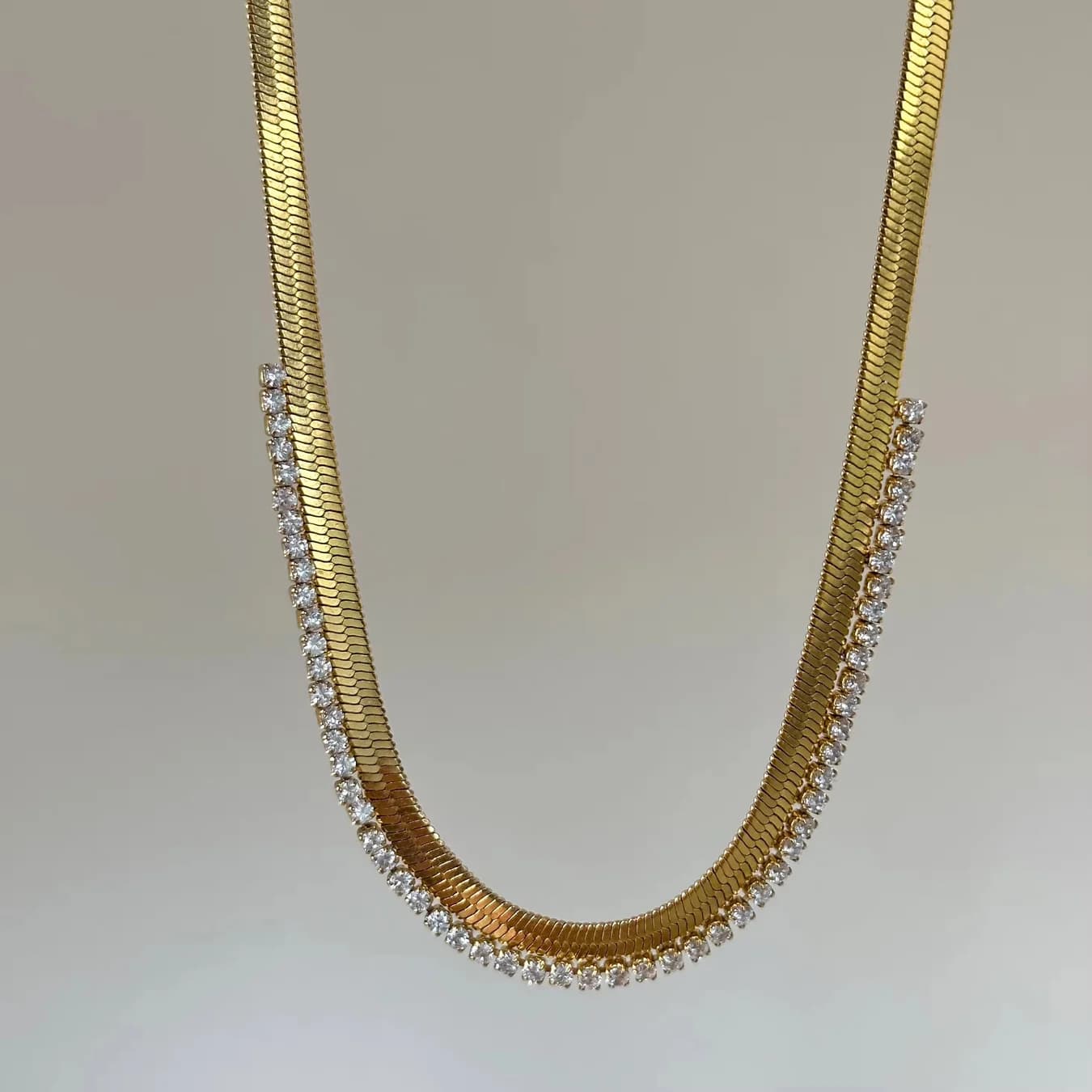 Women's Velar Gold Herringbone and Crystal Chain Necklace