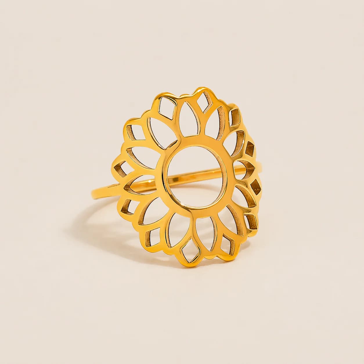 Women's Veda Sunburst Cutwork Ring in Gold Tone