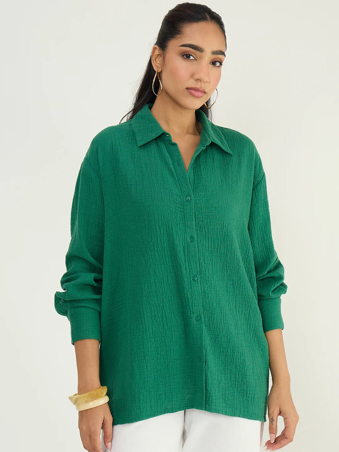 Women's Green Casual Solid Regular Fit Shirt