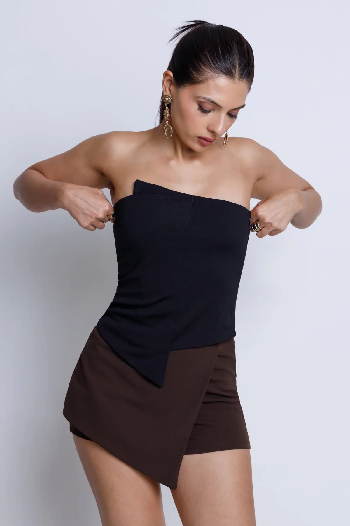 Women's Black Casual Slim Fit Solid Sleeveless Top