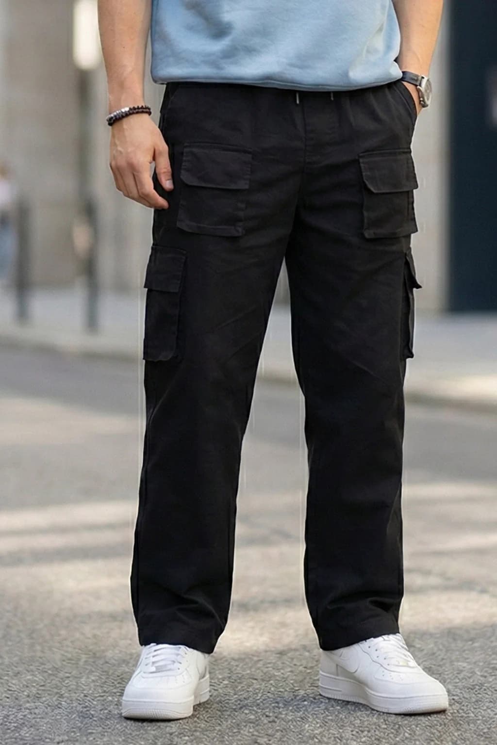 Men's Black Casual Regular Fit Solid Cotton Cargo