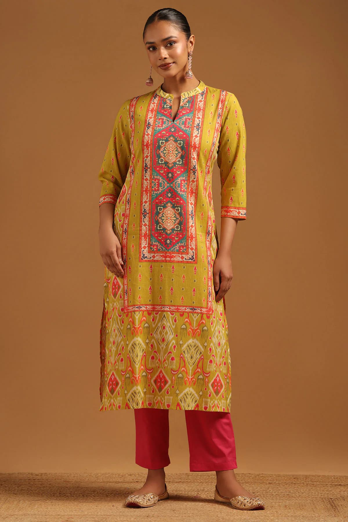 Women's Green Festive Printed Mandarin Collar Kurta With Pant