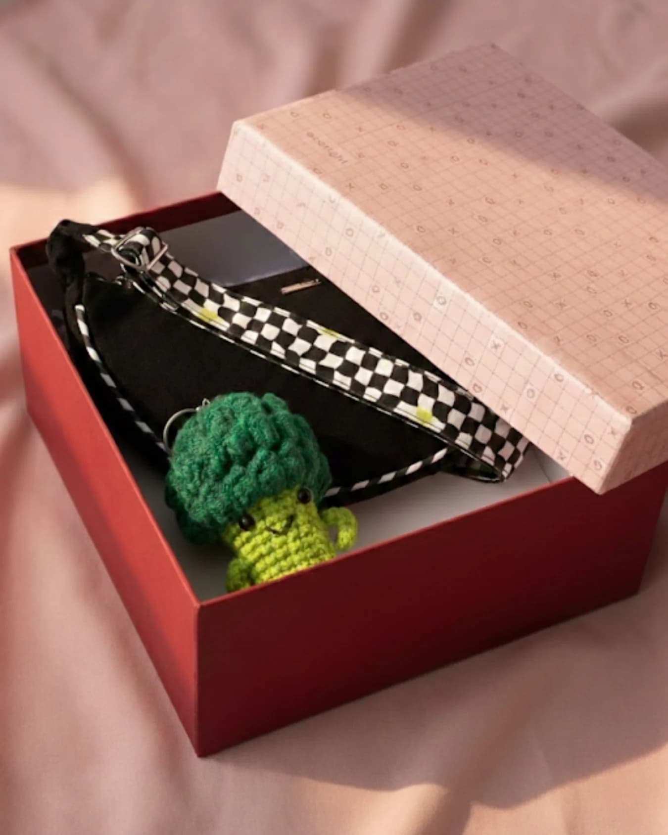 Women's Multicolor Casual Themed Set Static Bloom Gift Hamper