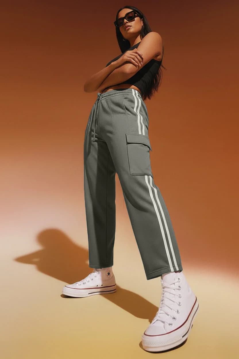 Women's Grey Casual Striped Regular Fit Mid Rise Joggers