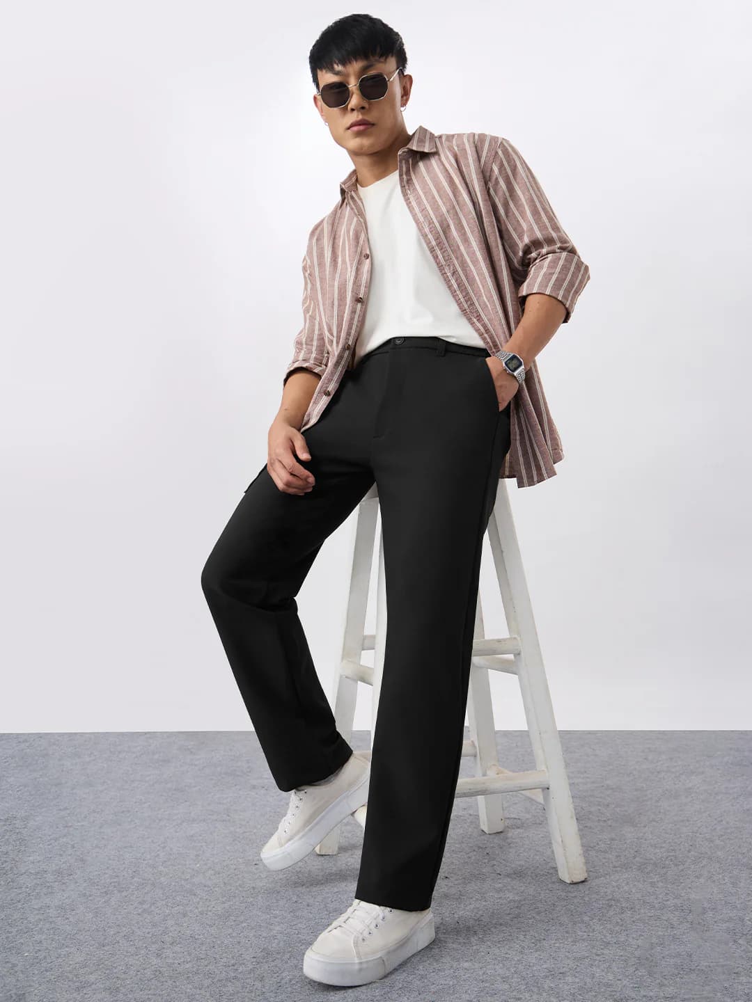 Men Black Casual Mid Rise Straight Fit Trouser