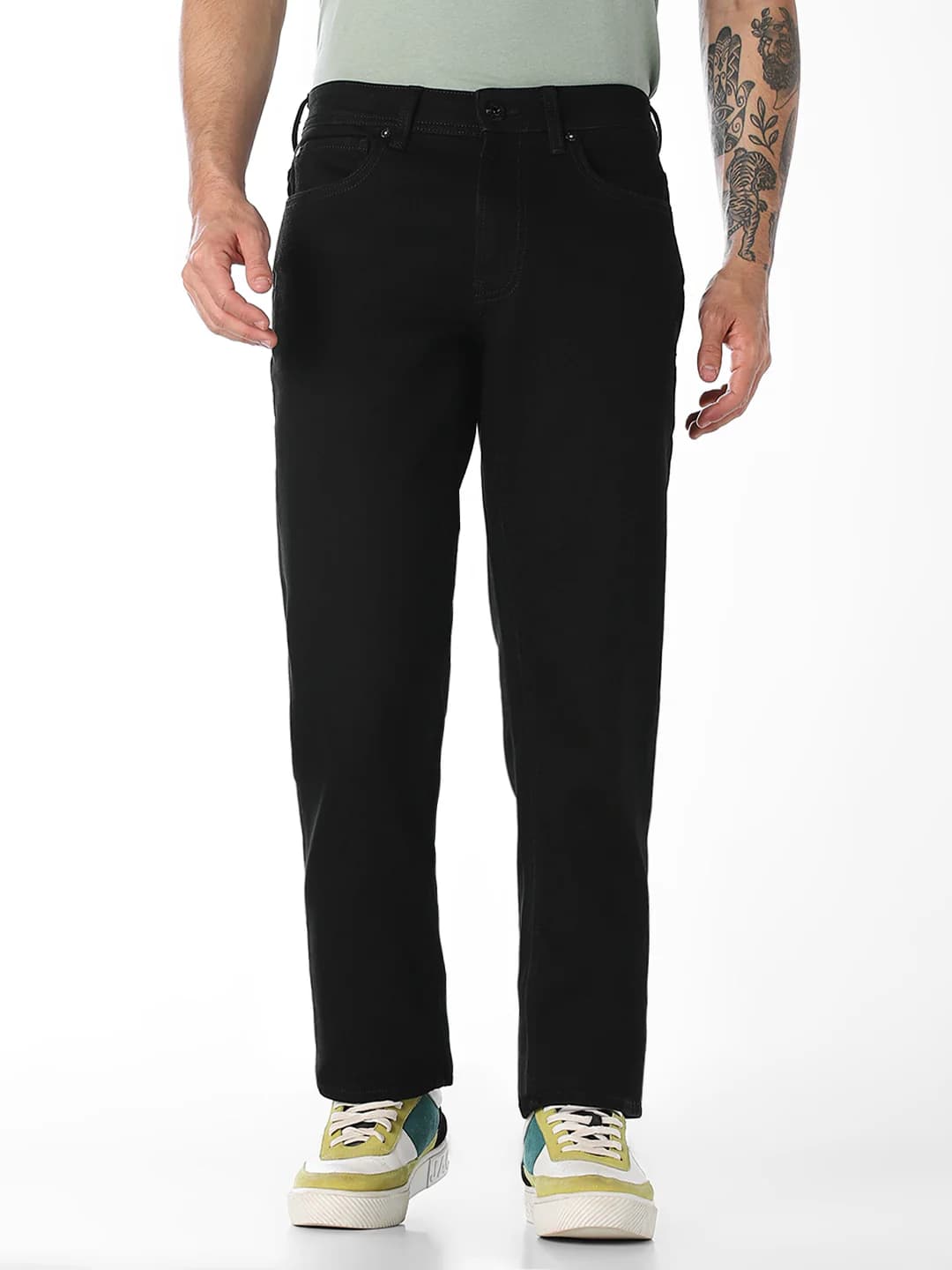 Men's Black Casual Low Rise Straight Fit Non-Faded Jeans