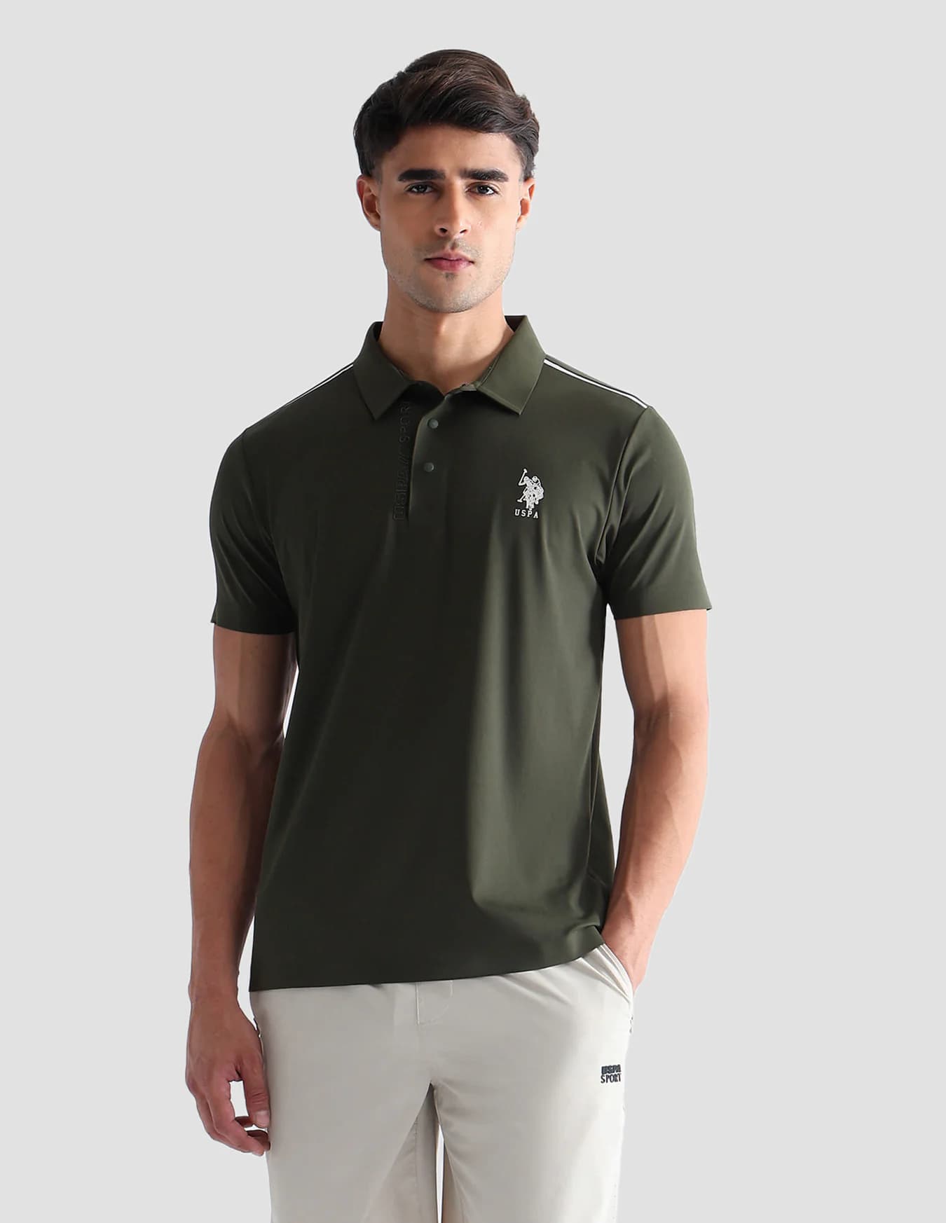 Men's Green Casual Half Sleeves Solid Regular Fit Active Polo Tshirt