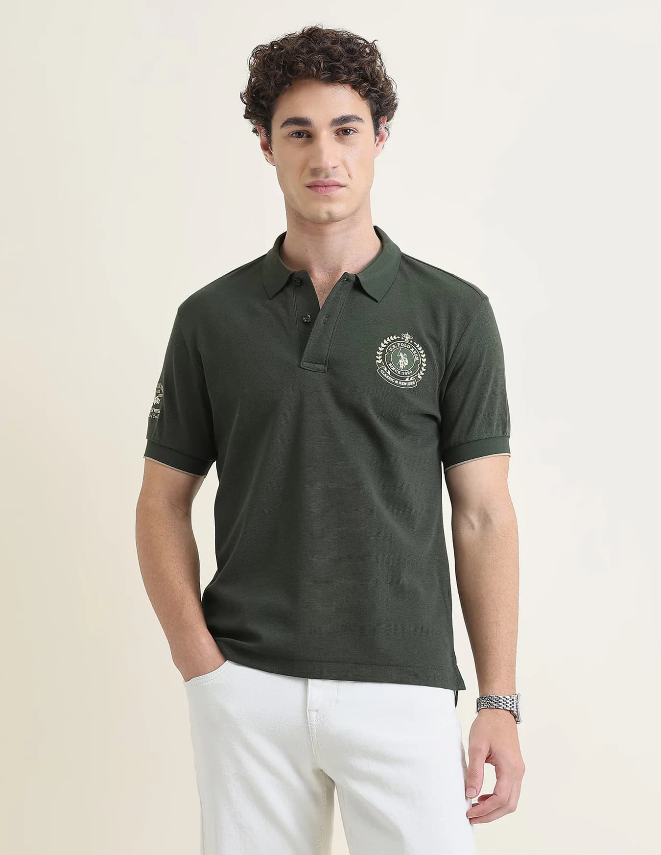 Men's Green Casual Half Sleeves Solid Slim Fit Polo Tshirt