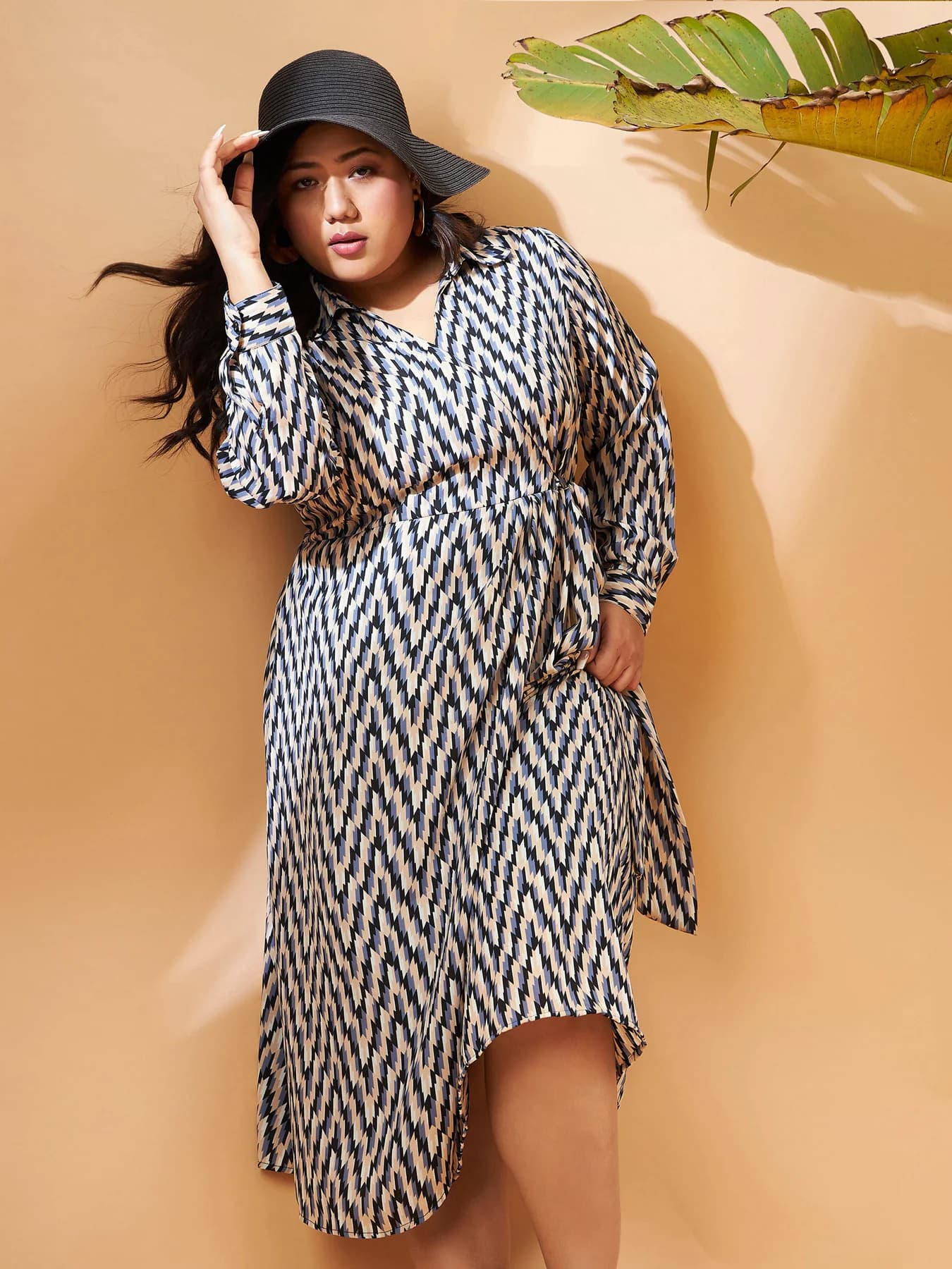 Women's Black Casual Geometric Printed Wrap Dress