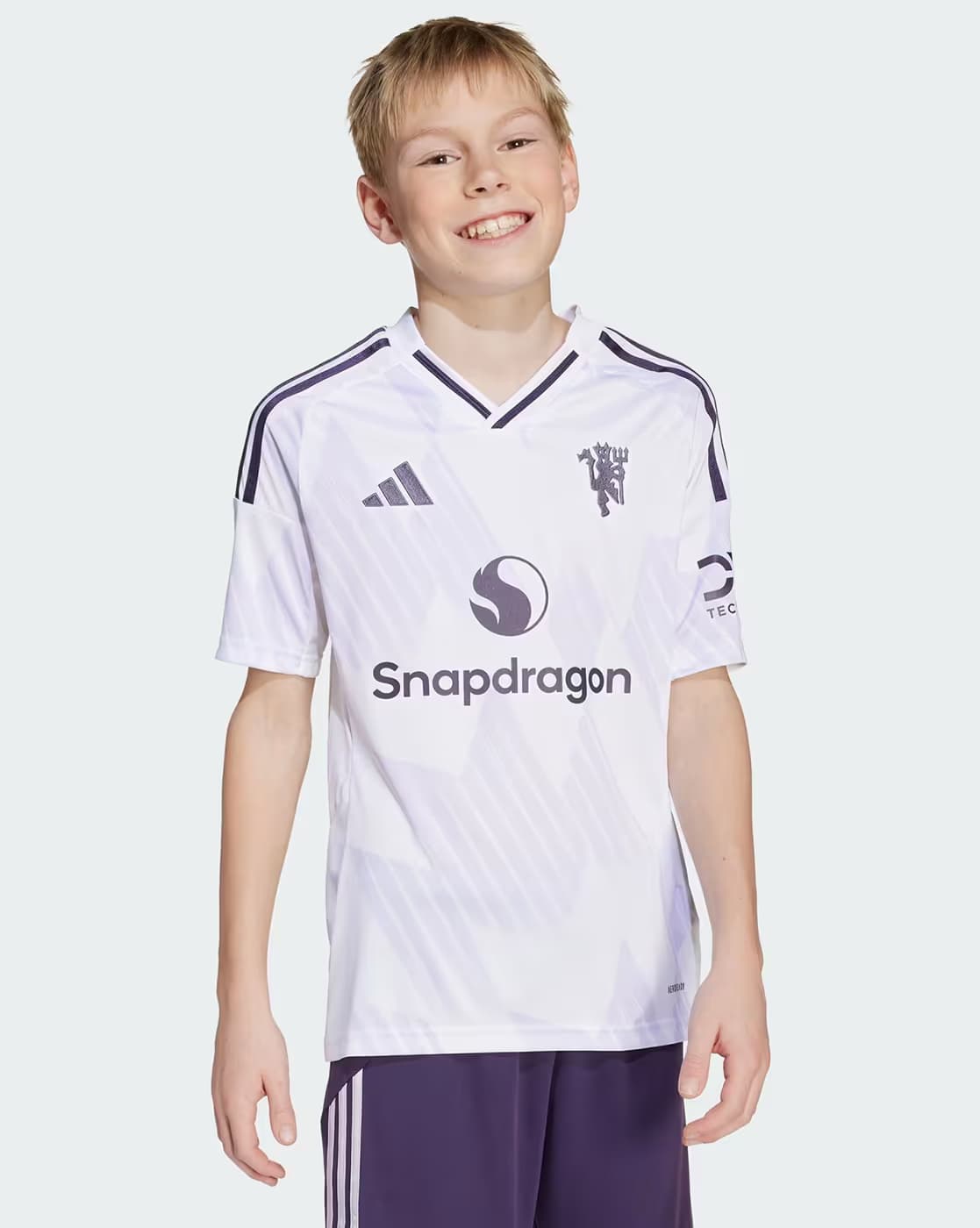 Men's White Manchester United 2025/26 Away Jersey
