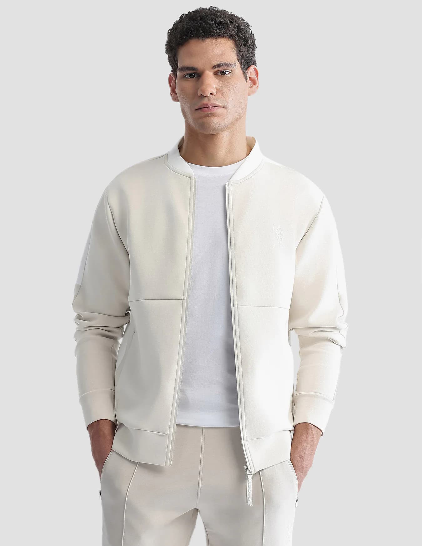 Men's Beige Sports Regular Fit Solid Full Sleeves Sweatshirt