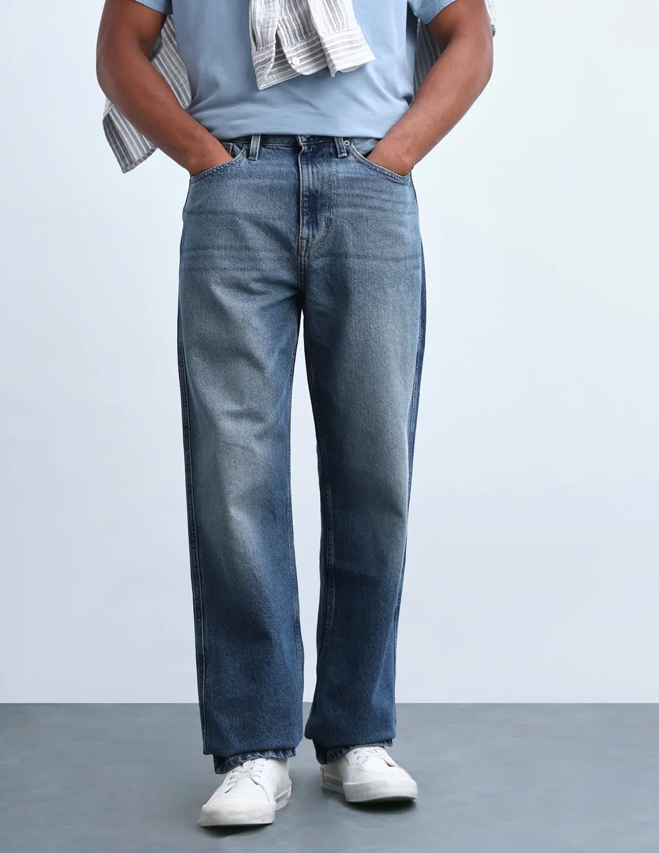 Men's Blue Casual Baggy Fit Mid Rise Jeans