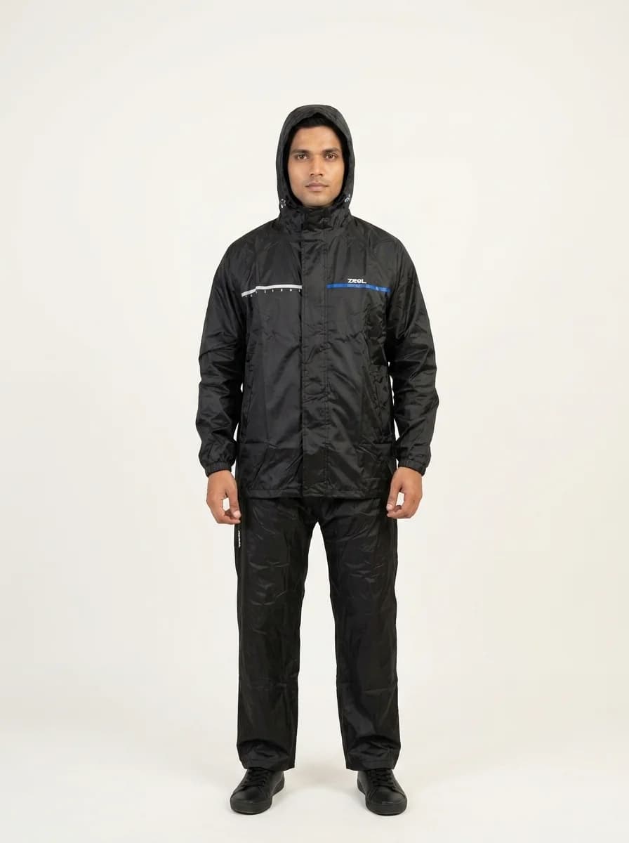 Men's Black Regular Fit Full Sleeves Solid Rainsuit